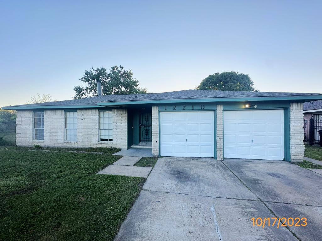 House for rent at 12210 Roandale Dr, Houston, TX 77048