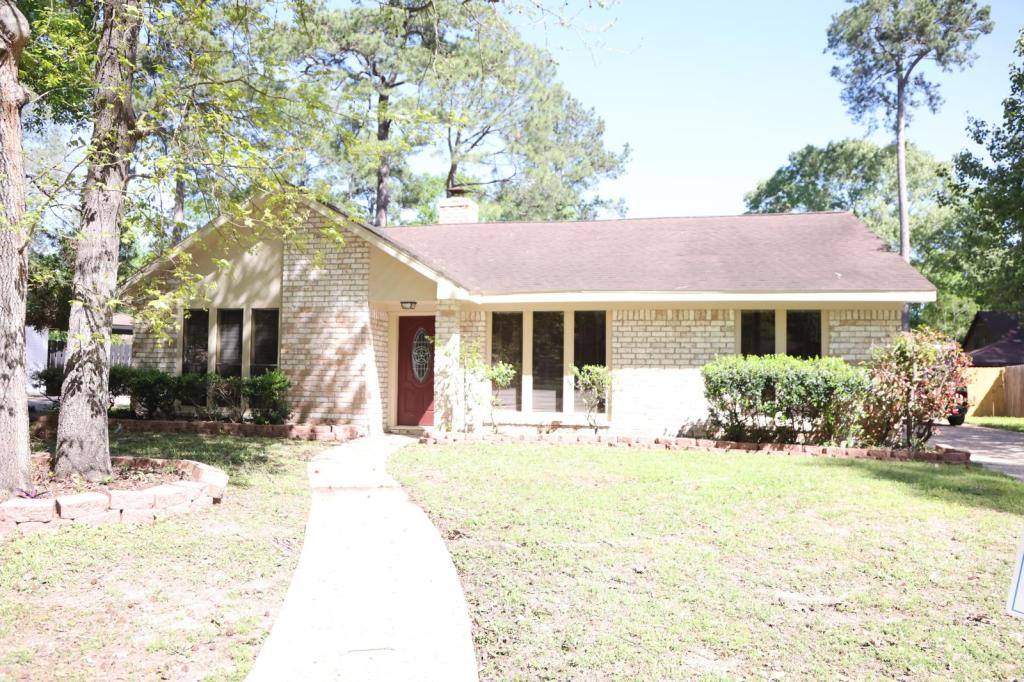 House for rent at 2215 Silver Falls Dr, Kingwood, TX 77339