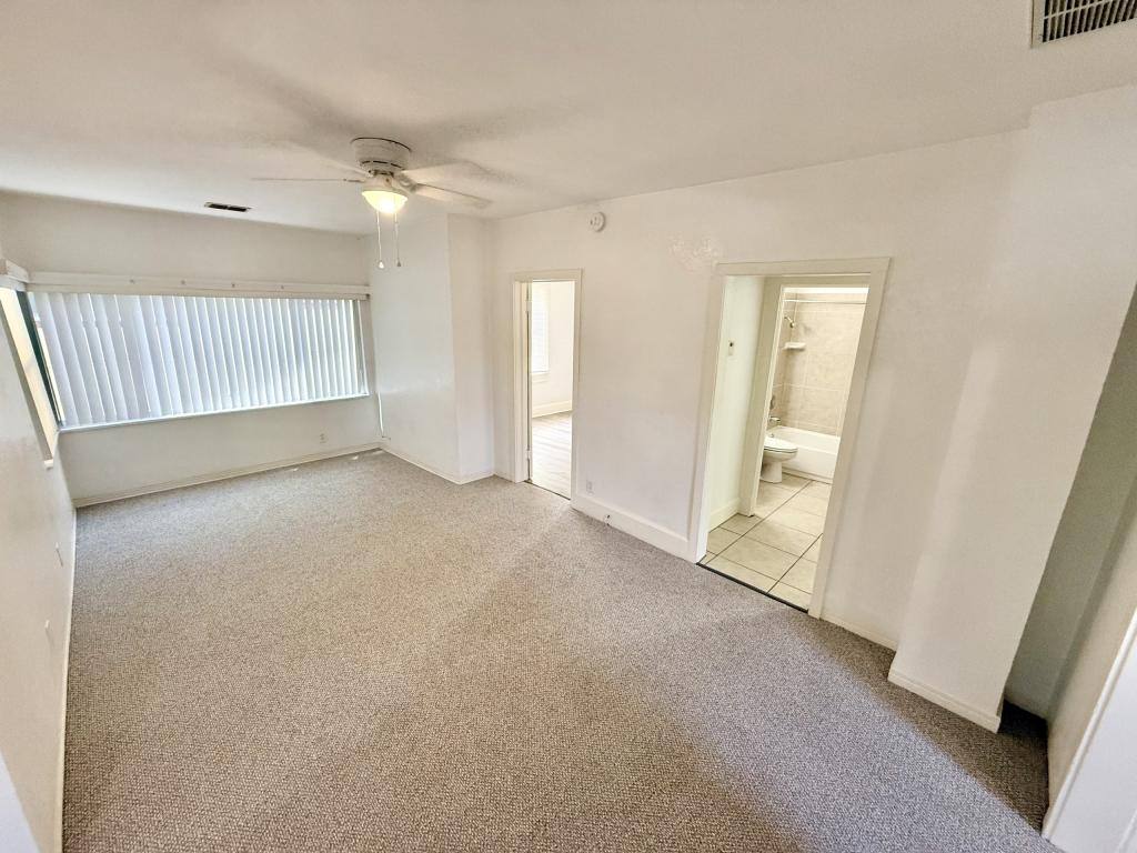 Apartment for rent at 1135 Highland St N, Saint Petersburg, FL 33701