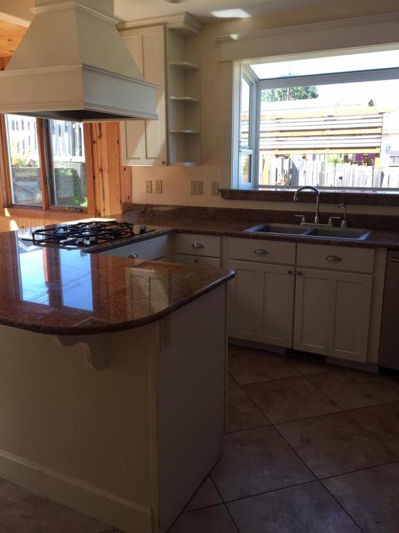 House for rent at 663 S 11th St, Coos Bay, OR 97420