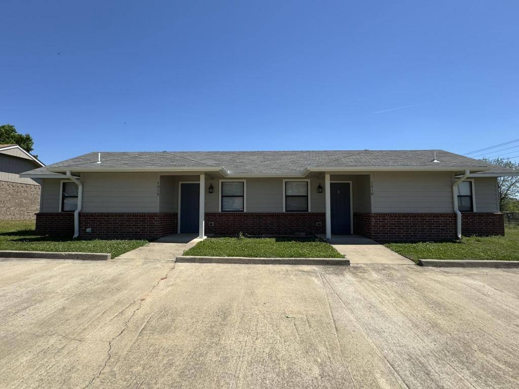 Apartment for rent at 1510 N Kennedy Lane, Tahlequah, OK 74464