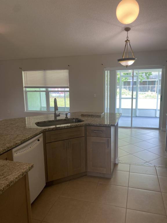 House for rent at 305 Chiquita Court, Kissimmee, FL 34758