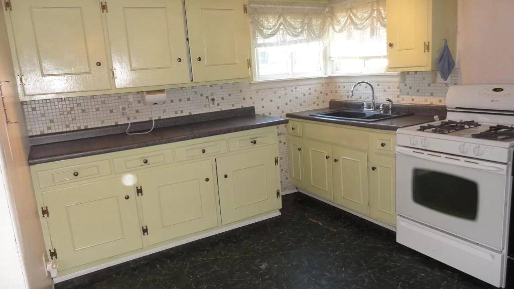 House for rent at 3330 Fortune Ave, Cleveland, OH 44129