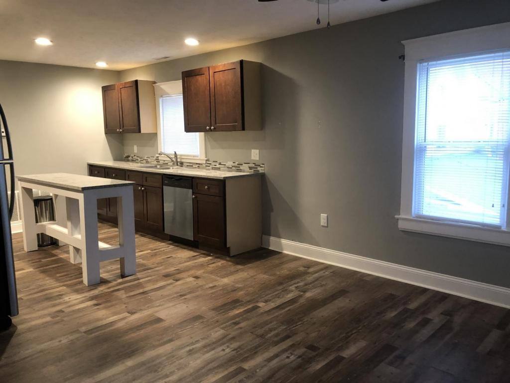 Apartment for rent at 755 S Ave #2, Springfield, MO 65806
