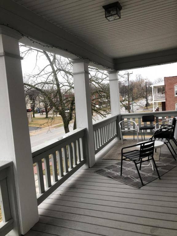 Apartment for rent at 755 S Ave #2, Springfield, MO 65806