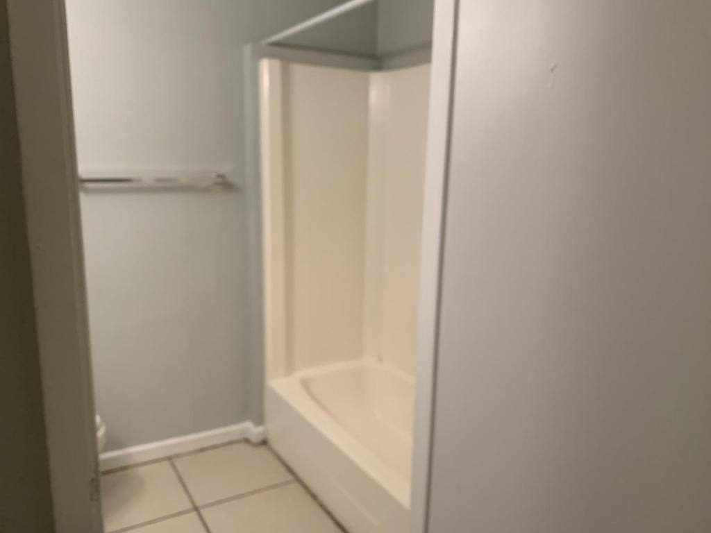 House for rent at 825 Lyndhurst St, Dunedin, FL 34698