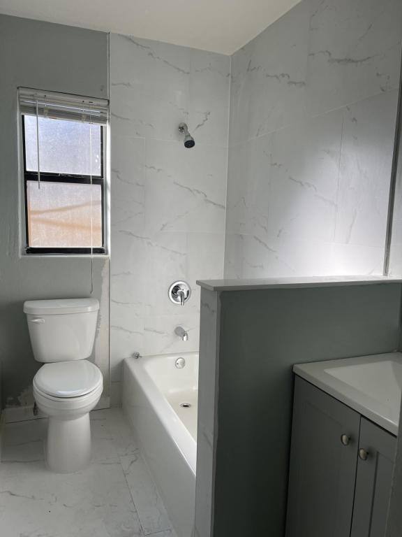 Apartment for rent at 1477 Pierce St, Clearwater, FL 33755