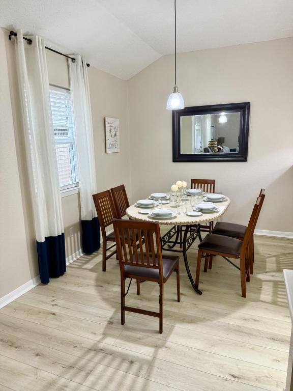 Apartment for rent at 1606 Bagby Ave #A, Waco, TX 76706