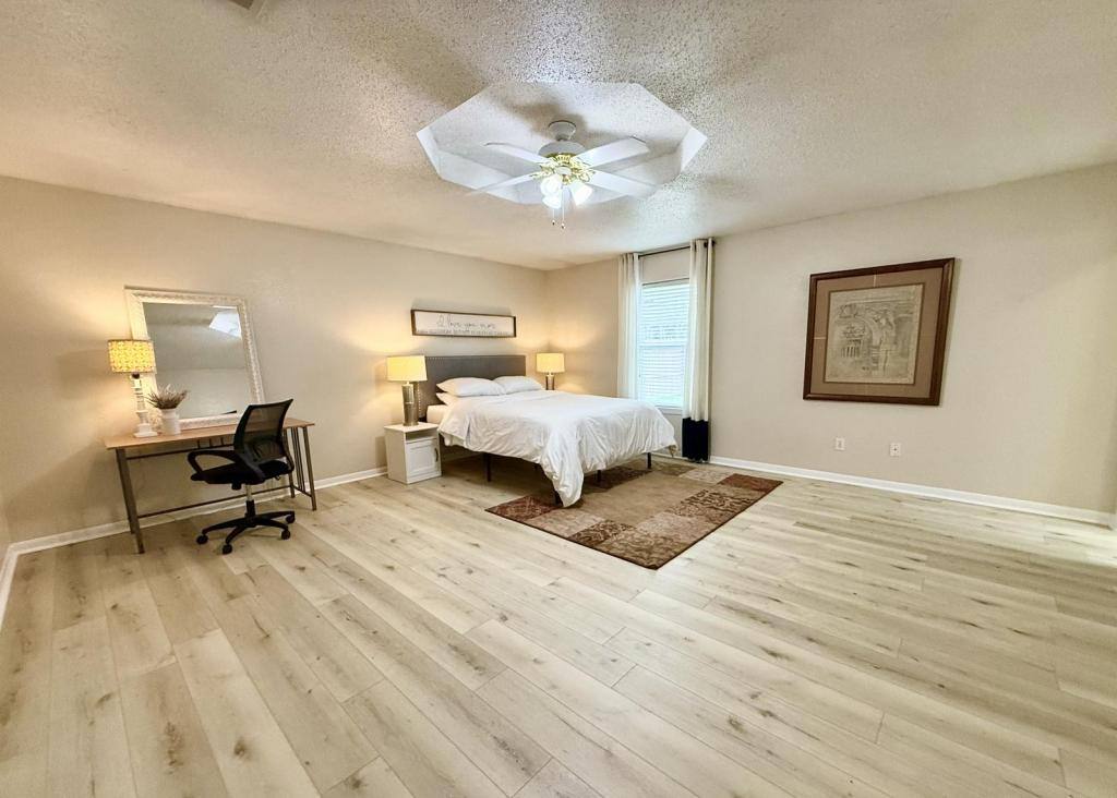 Apartment for rent at 1606 Bagby Ave #A, Waco, TX 76706