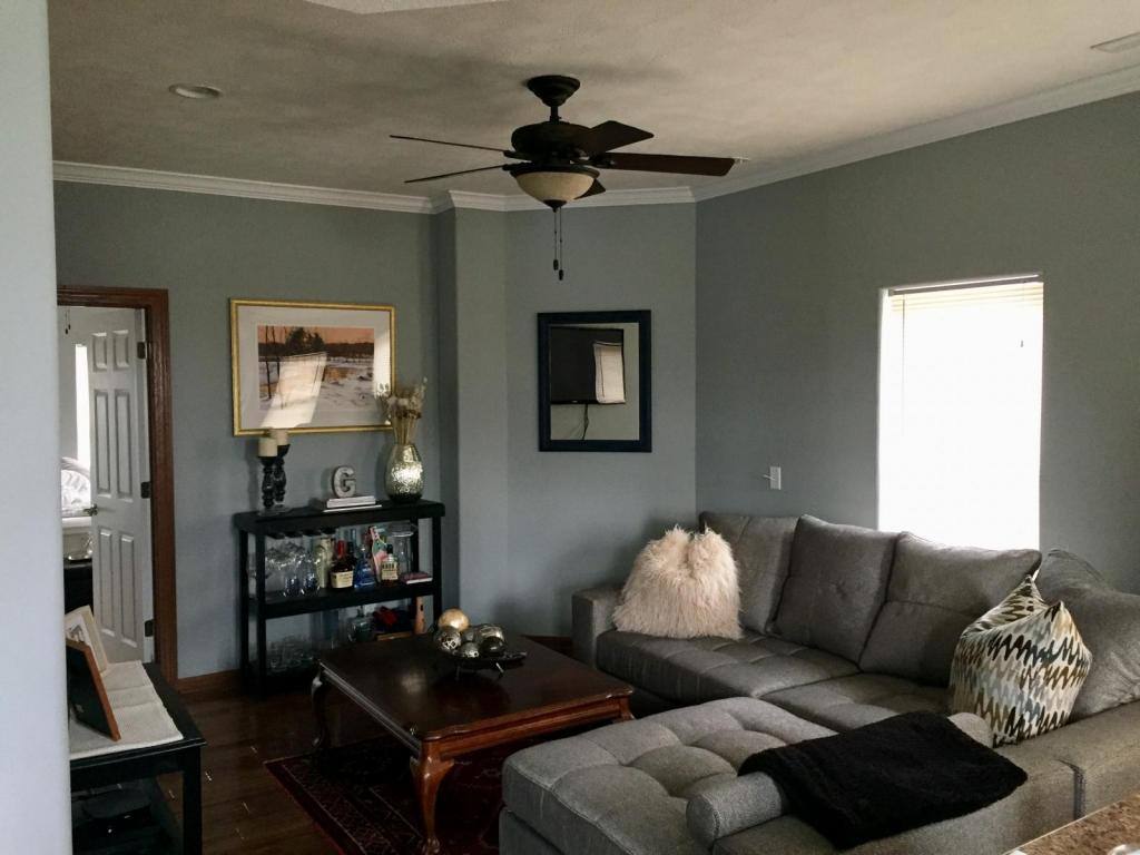 House for rent at 4623 Douglas St, Omaha, NE 68132
