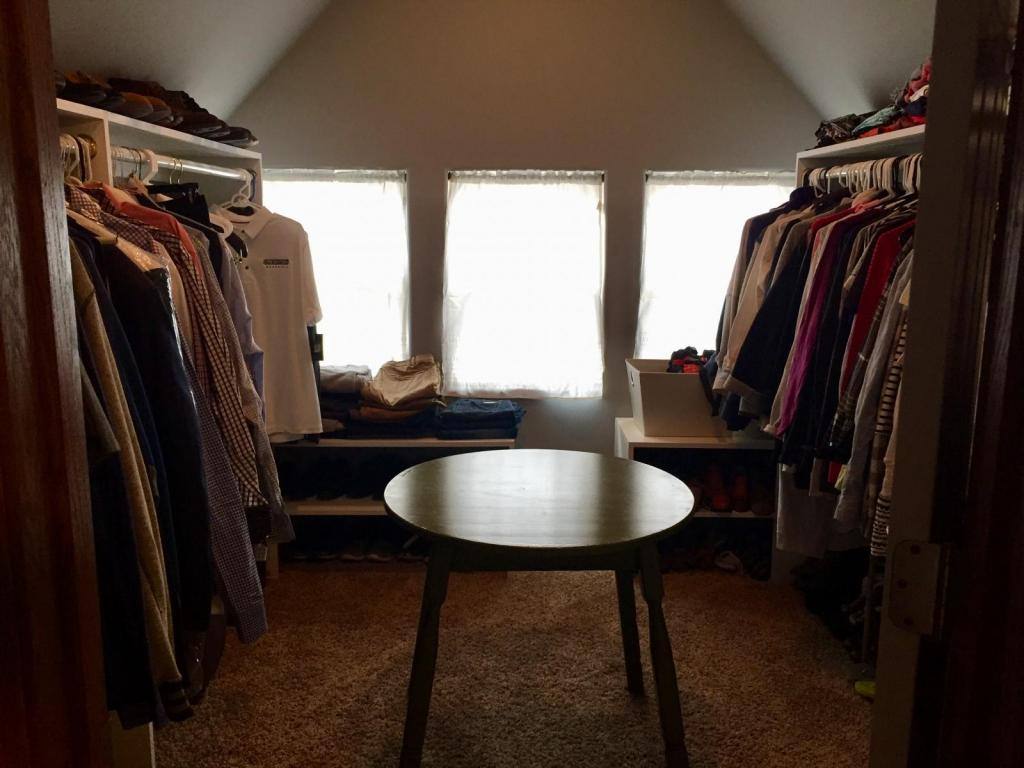 House for rent at 4623 Douglas St, Omaha, NE 68132