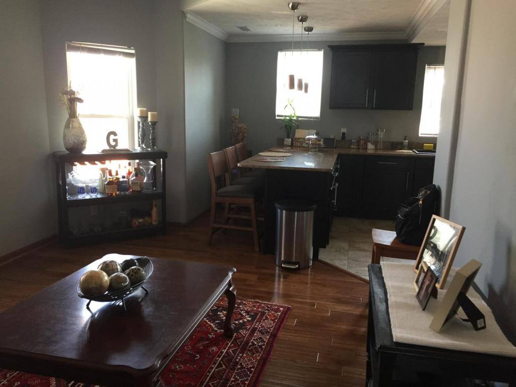 House for rent at 4623 Douglas St, Omaha, NE 68132