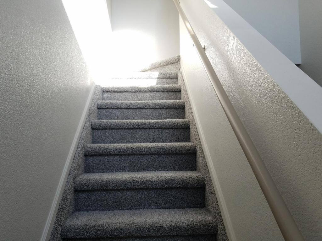 Townhouse for rent at 1691 Oak Creek Dr, Loveland, CO 80538