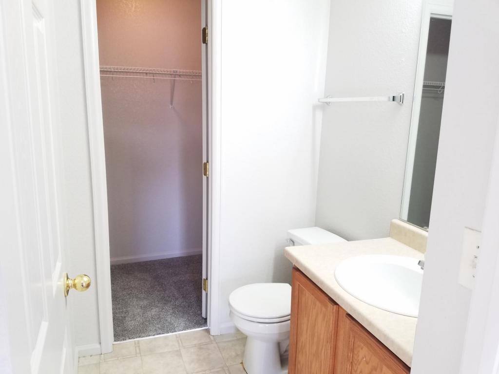 Townhouse for rent at 1691 Oak Creek Dr, Loveland, CO 80538