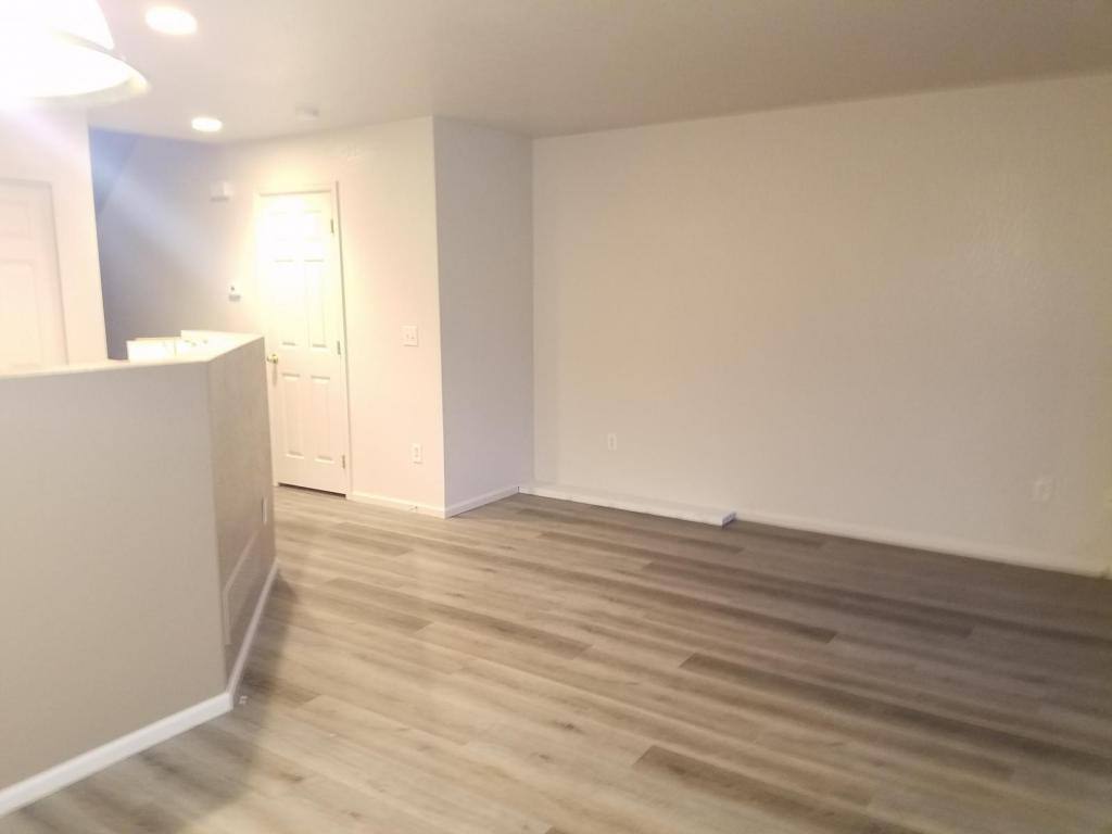 Townhouse for rent at 1691 Oak Creek Dr, Loveland, CO 80538