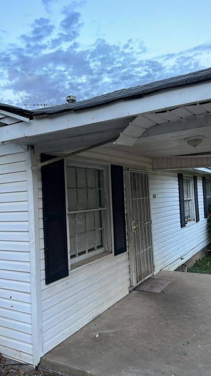 House for rent at 328 Cimmaron Dr, Birmingham, AL 35214