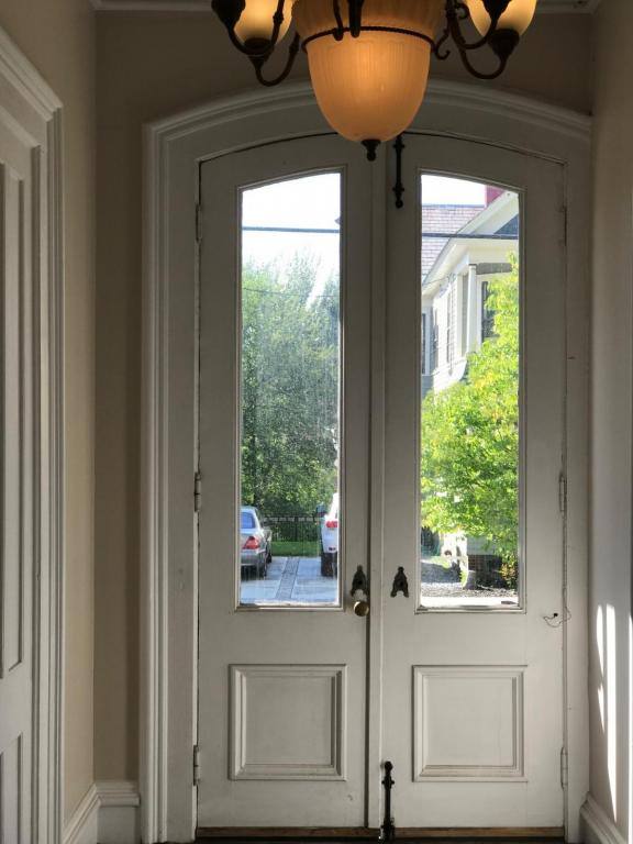 Townhouse for rent at 156 Circular St #5, Saratoga Springs, NY 12866