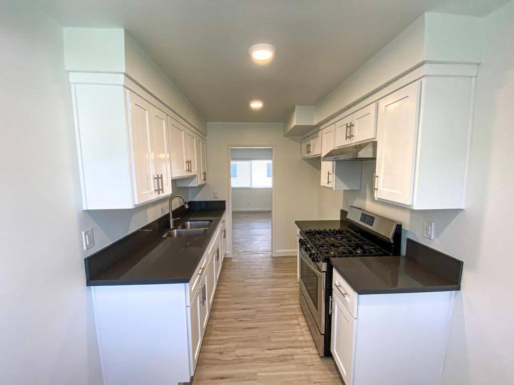 House for rent at 833 E Sunrise Blvd, Long Beach, CA 90806