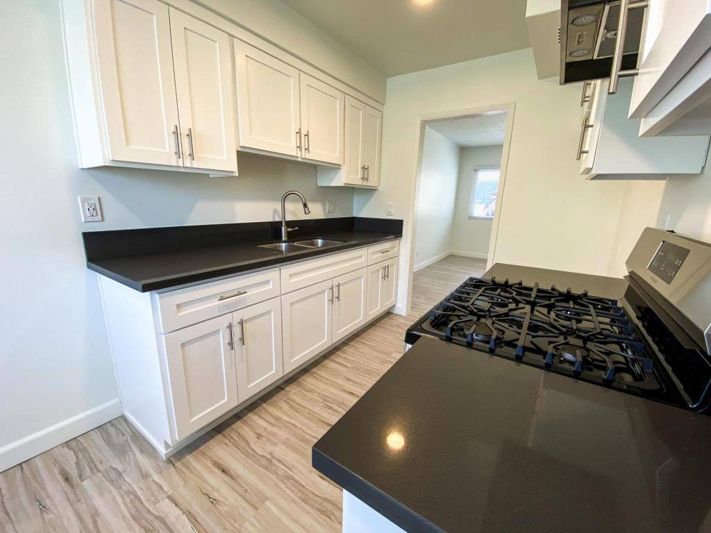 House for rent at 833 E Sunrise Blvd, Long Beach, CA 90806