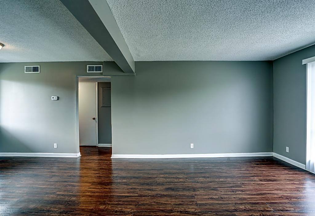 Townhouse for rent at 501 Laurel Dr NW, Huntsville, AL 35811