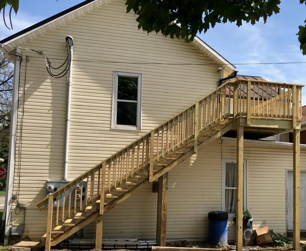 Apartment for rent at 299 N Market St, Shreve, OH 44676