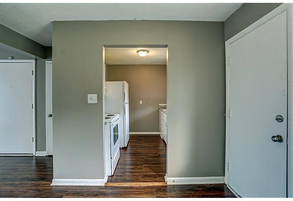 Apartment for rent at 2809 Academy Dr NW, Huntsville, AL 35811