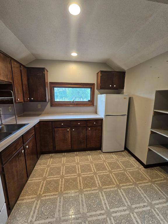 Apartment for rent at 847 S Cedar, Ottawa, KS 66067