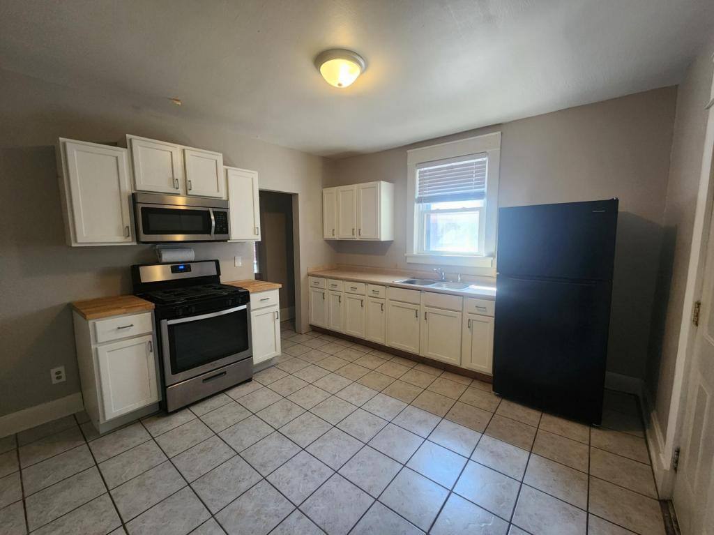 Apartment for rent at 511 E Cherry #2, Springfield, MO 65806