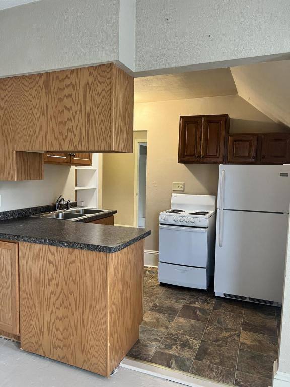 House for rent at 1124A Elmwood Ave, Oshkosh, WI 54901