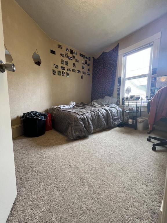 House for rent at 1124A Elmwood Ave, Oshkosh, WI 54901