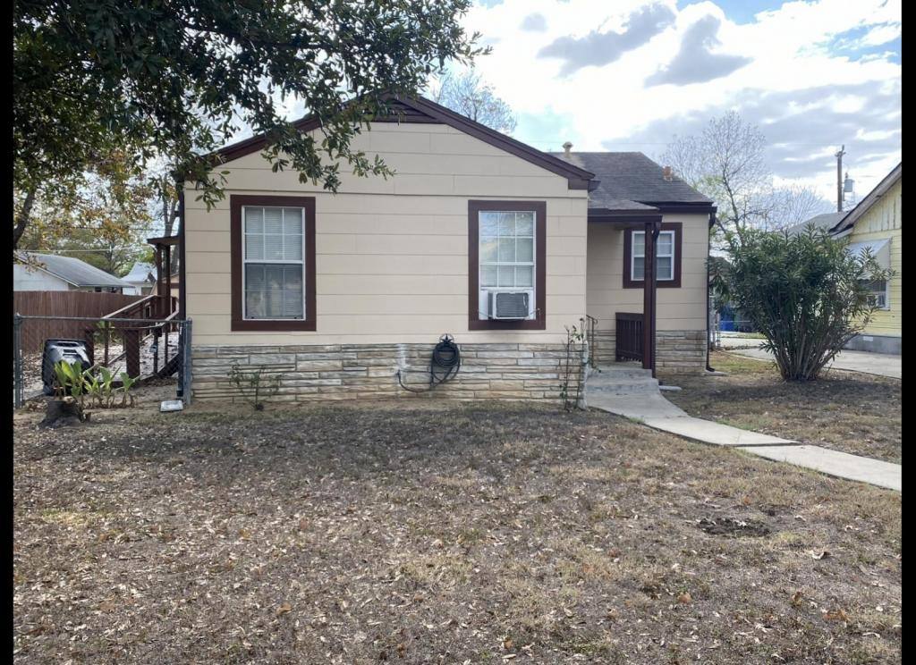 House for rent at 1130 Sims, San Antonio, TX 78225