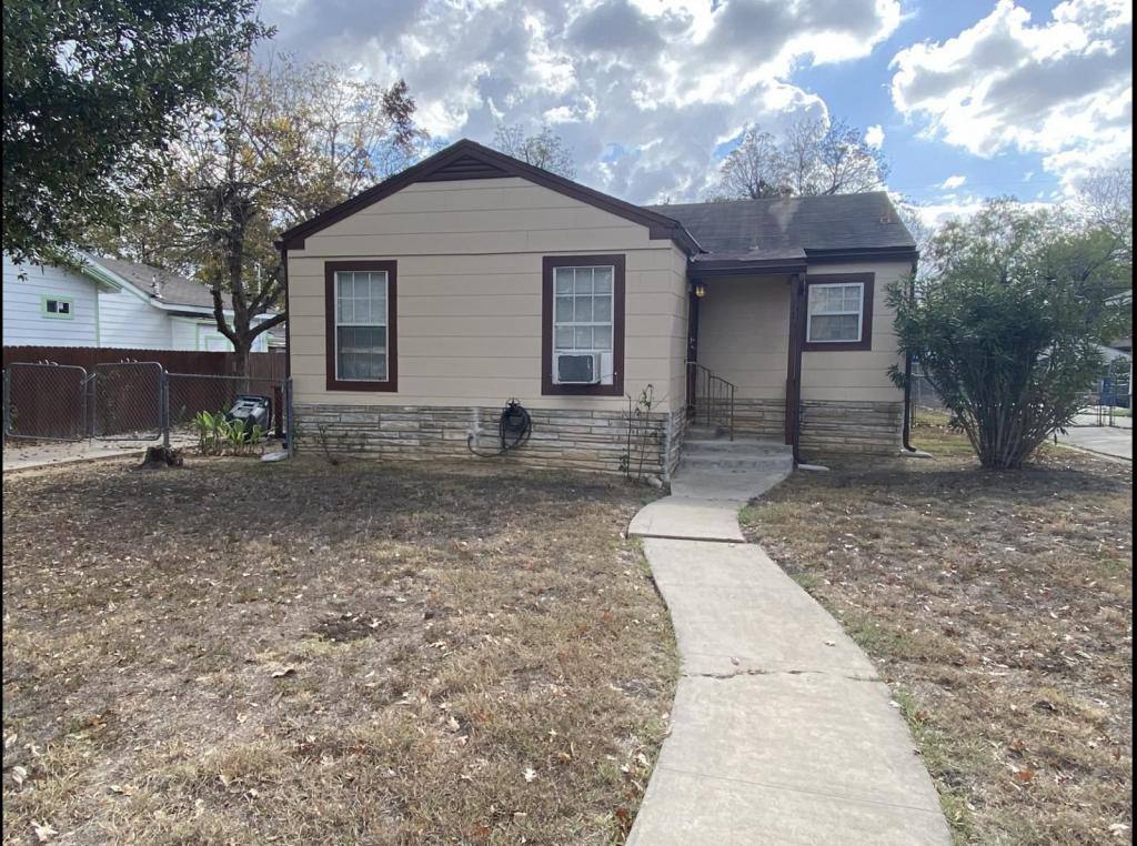 House for rent at 1130 Sims, San Antonio, TX 78225