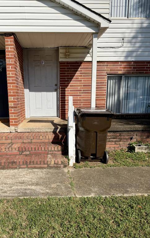 Townhouse for rent at 380 S Daleville Ave #F, Daleville, AL 36322