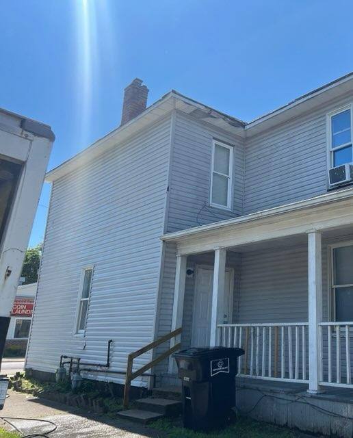 House for rent at 335 1 2 Washington Ave, Lancaster, OH 43130
