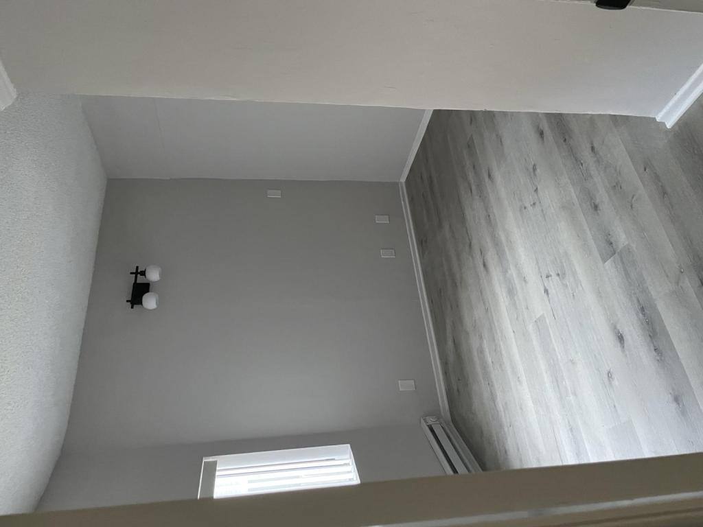 Apartment for rent at 236 W 14th St, San Pedro, CA 90731