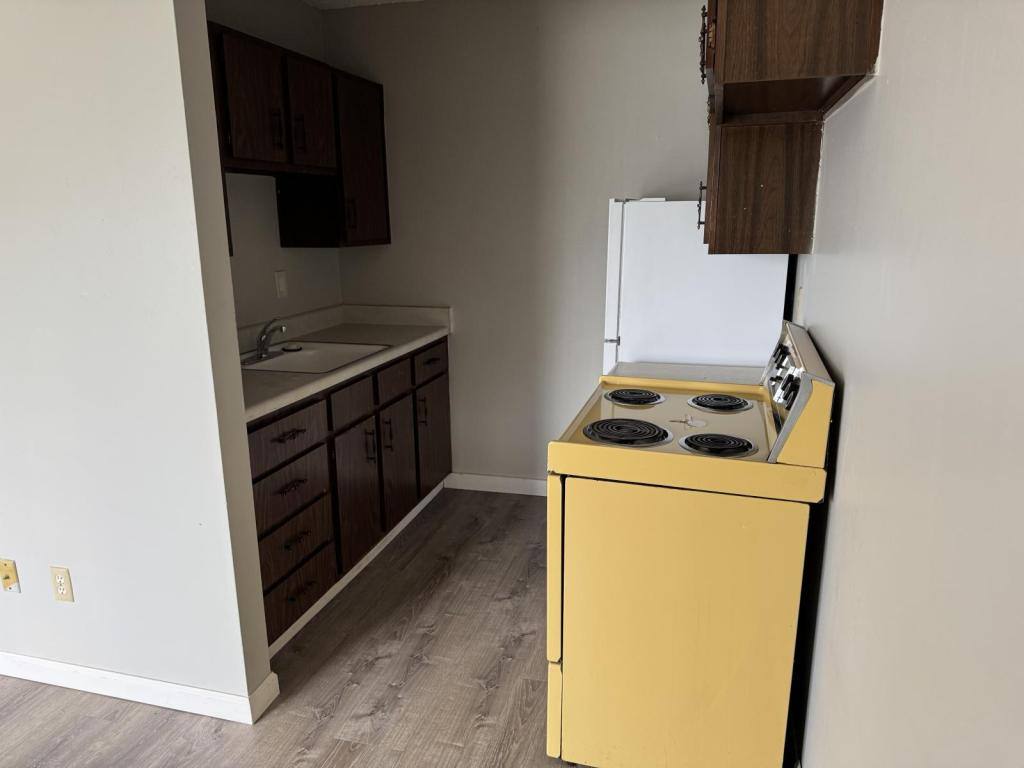 Apartment for rent at 1829 S Swope Dr, Independence, MO 64057