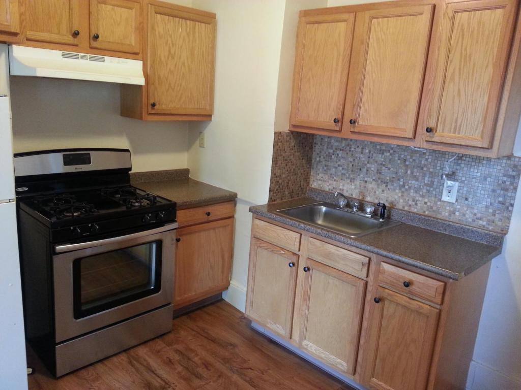 Apartment for rent at 341 Kenmont Ave #2, Pittsburgh, PA 15216