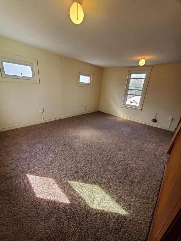 House for rent at 2300 Leechburg Rd #3, Pittsburgh, PA 15235