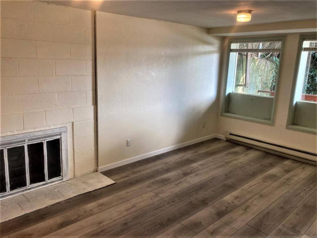 Apartment for rent at 901 SW Blvd #B Bottom, Coos Bay, OR 97420