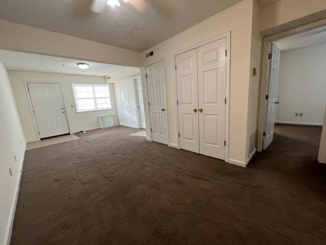 Apartment for rent at 1325 6th Ave #10, Huntington, WV 25701