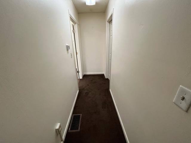 Apartment for rent at 607 20th St, Huntington, WV 25701