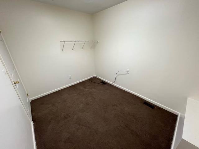 Apartment for rent at 607 20th St, Huntington, WV 25701