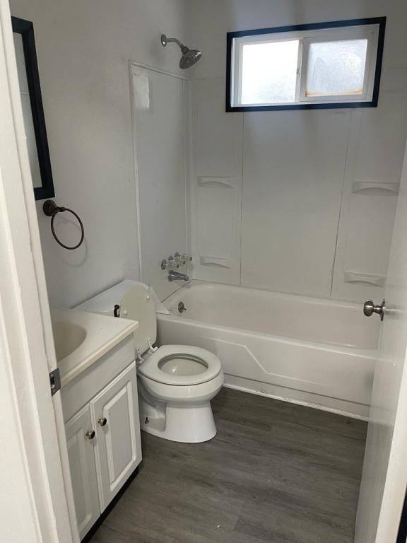 House for rent at 8123-B 110th St E, Puyallup, WA 98373