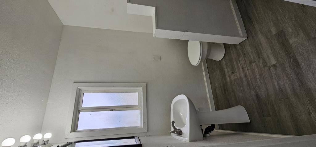 House for rent at 8120-B 110th St E, Puyallup, WA 98373