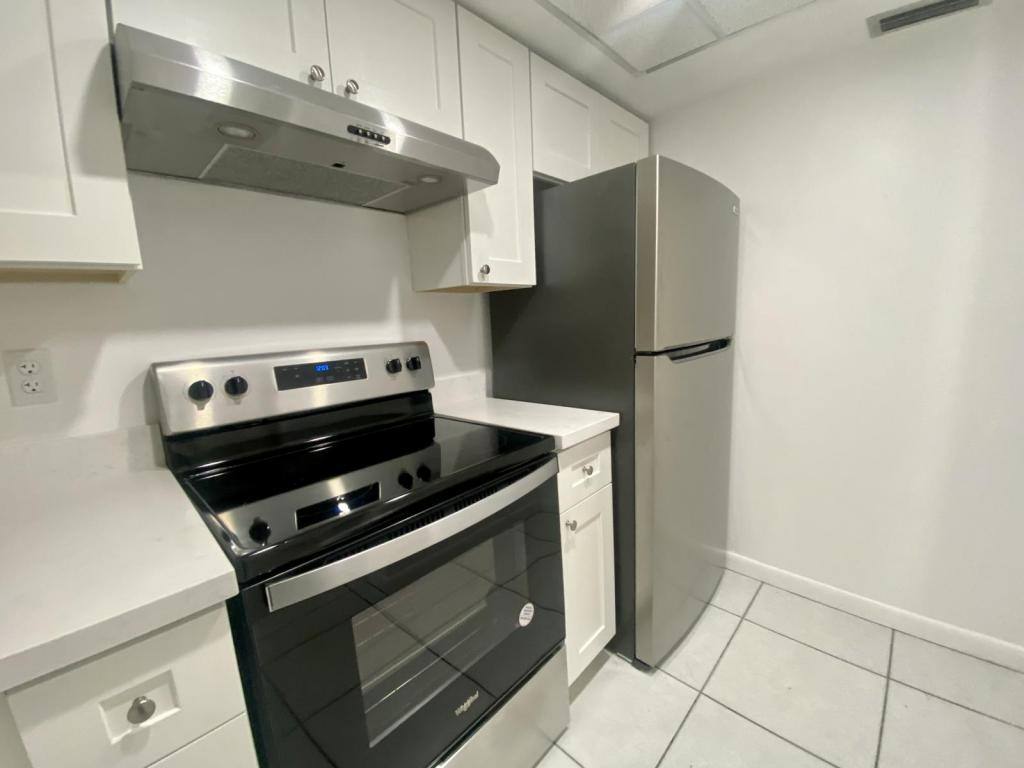 Apartment for rent at 1033 NW 30th Court #3, Fort Lauderdale, FL 33311