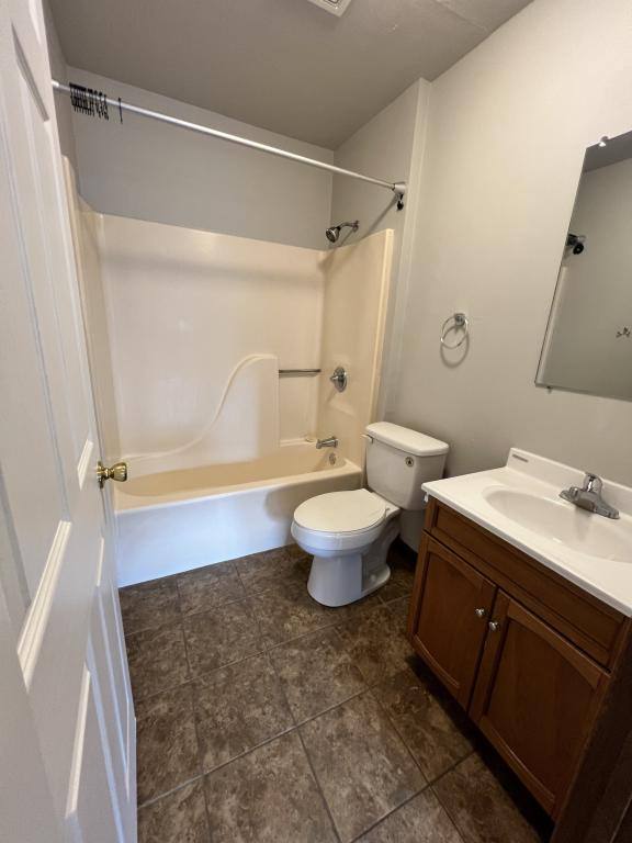 Apartment for rent at 1114 Cherry St, Oshkosh, WI 54901