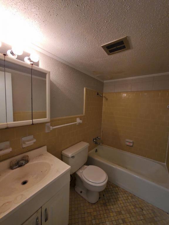 House for rent at 110 Gibson St #4, Enterprise, AL 36330