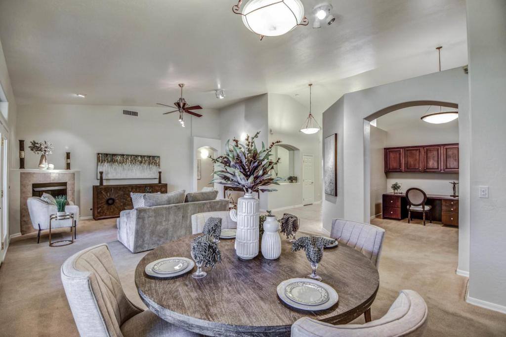 House for rent at 569 N Acacia Dr, Gilbert, AZ 85233