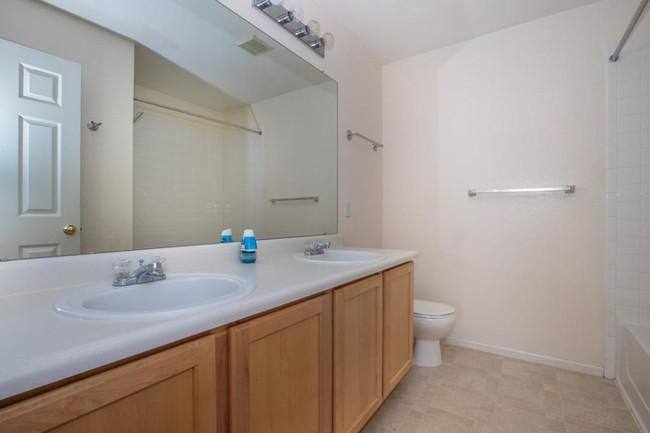 Townhouse for rent at 6803 Autumn Ridge #1, Fort Collins, CO 80525