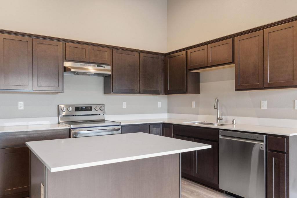 Townhouse for rent at 303 E Broadway Ave, Montesano, WA 98563